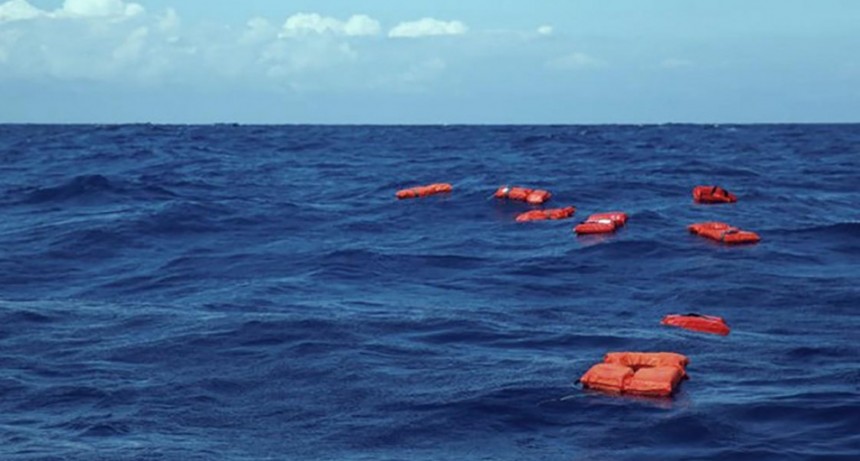 Al menos 73 migrantes muertos por un naufragio en el Mediterráneo