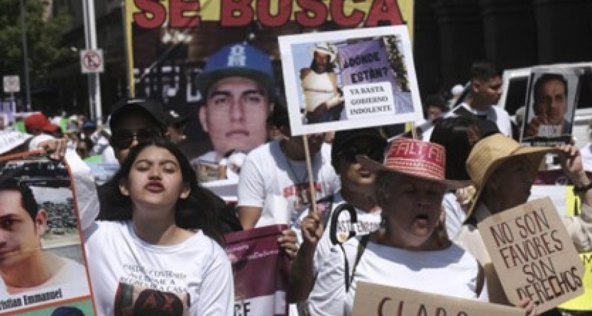 Decenas de cuerpos y dos hornos crematorios clandestinos encontrados en un predio en Jalisco