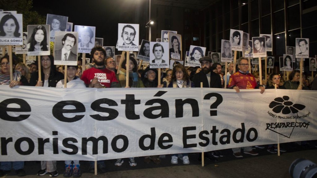 Uruguay renovó su reclamo silencioso por los desaparecidos y asesinados en la dictadura