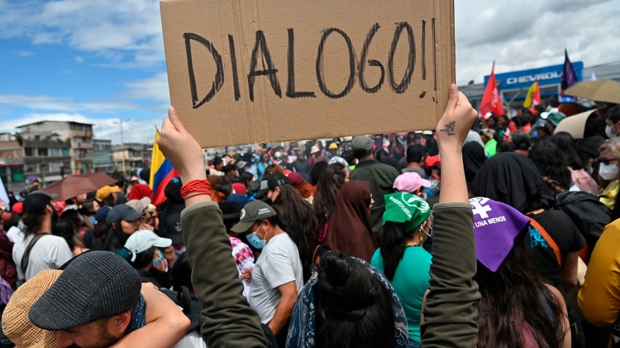 Acuerdo de paz en Ecuador: los indígenas levantaron la protesta