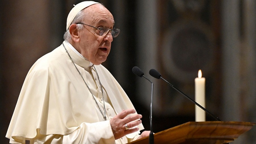 Francisco pedirá perdón por los abusos a indígenas en internados cristianos