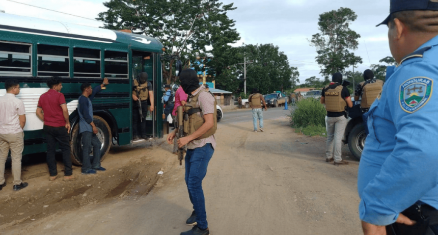 Un año de estado de excepción en Honduras, ¿inspirado en el modelo Bukele?