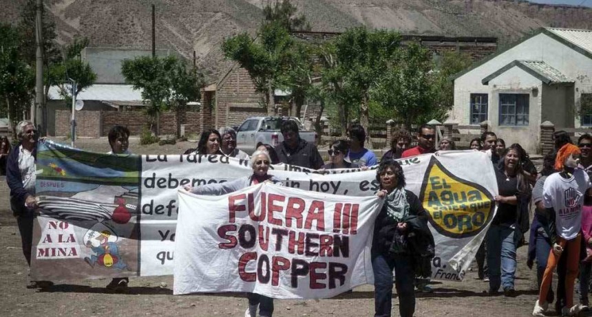 Las Coloradas: el pueblo de mil habitantes que hizo historia al echar a una corporación minera