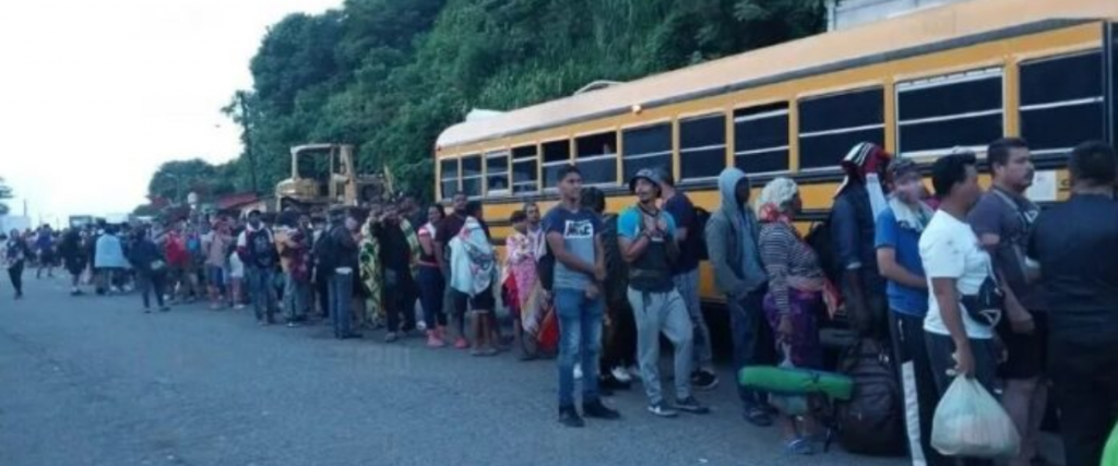 Salieron 1.300 migrantes desde Honduras hacia Estados Unidos