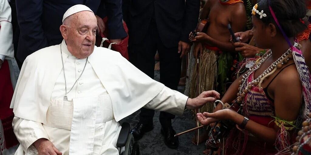 El papa Francisco pidió una explotación justa de los recursos naturales en su visita a Papúa Nueva Guinea