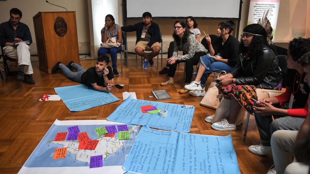 Niños, niñas y adolescentes del continente debatieron sobre problemáticas ambientales y climáticas
