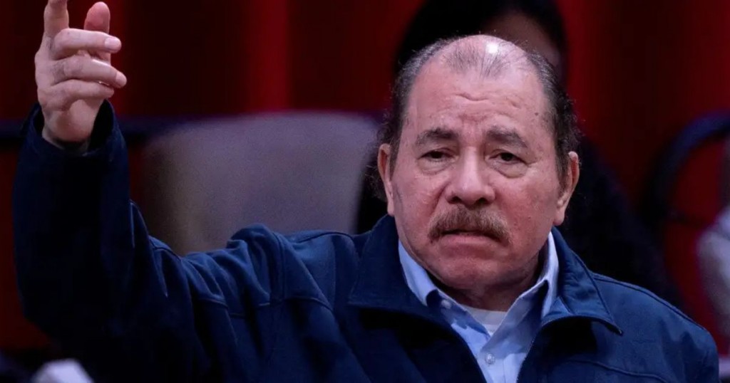 Ortega expulsa al presidente de la Conferencia Episcopal